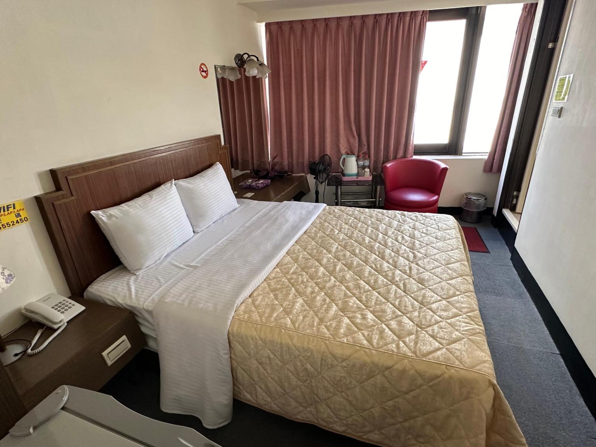 Chian Huei Business Hotel Тайпей Екстериор снимка
