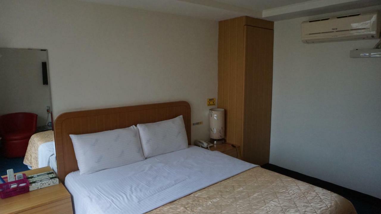 Chian Huei Business Hotel Тайпей Екстериор снимка